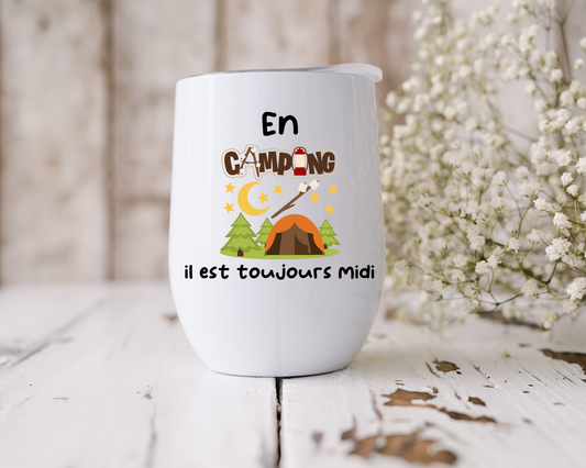 En camping il est toujours midi